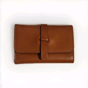 NWT Patricia Nash Perla Trifold Wallet